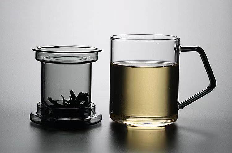 Pure And Easy Tea, Borosilicate Glass Tea Cup with Infuser and Lid